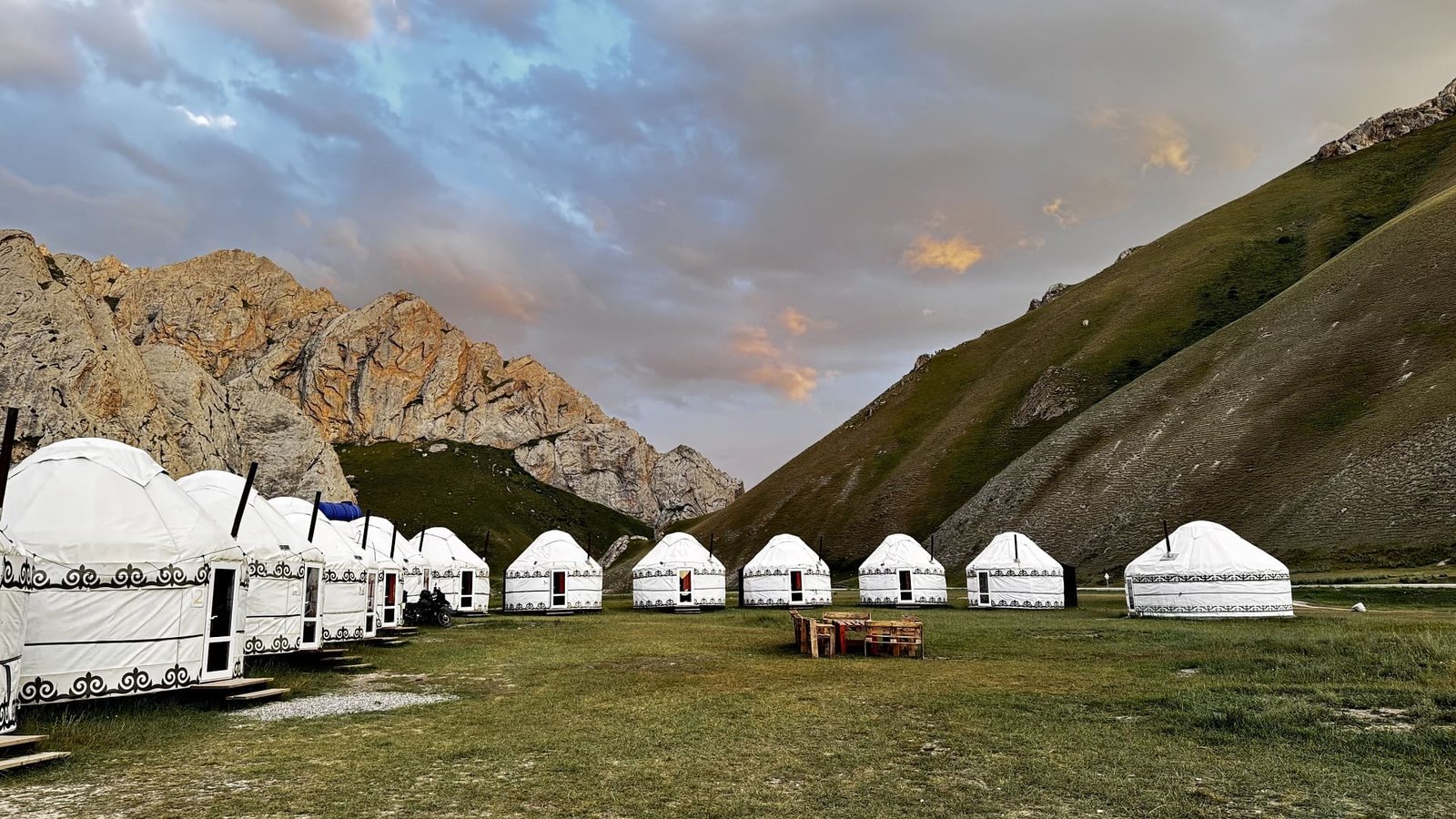 Tashrabat Yurt Camp